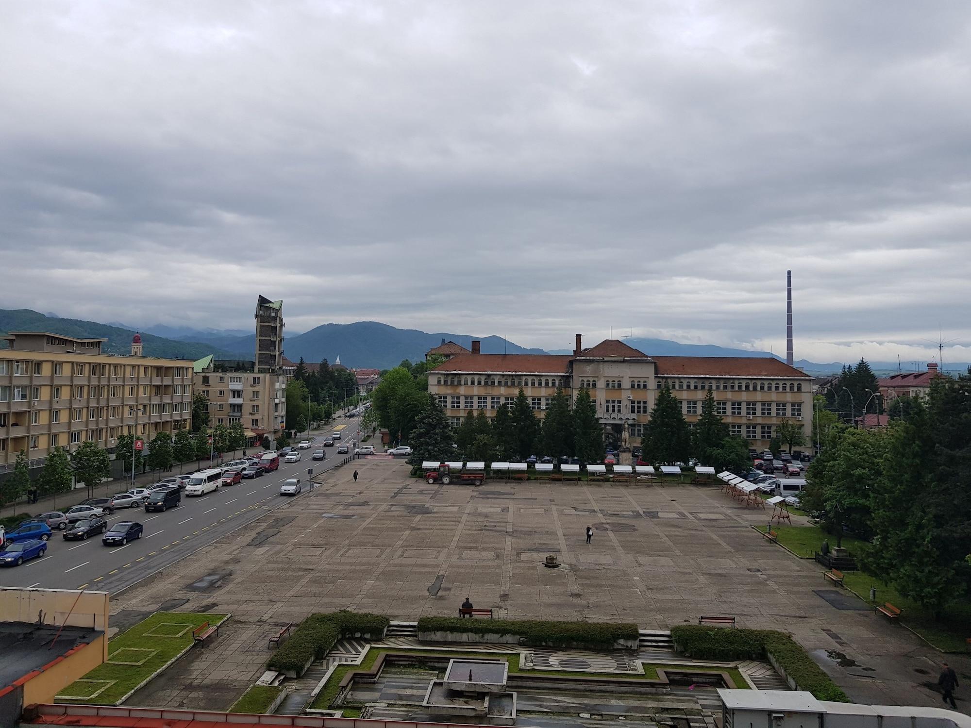 Hotel Rivulus Baia Mare Exterior foto