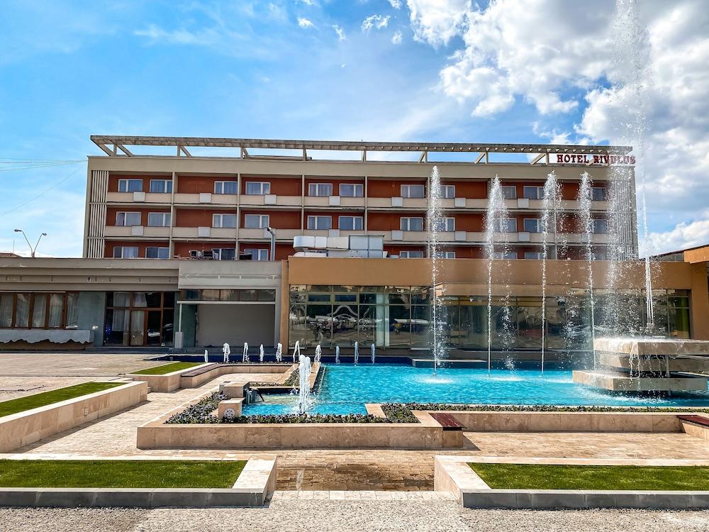 Hotel Rivulus Baia Mare Exterior foto